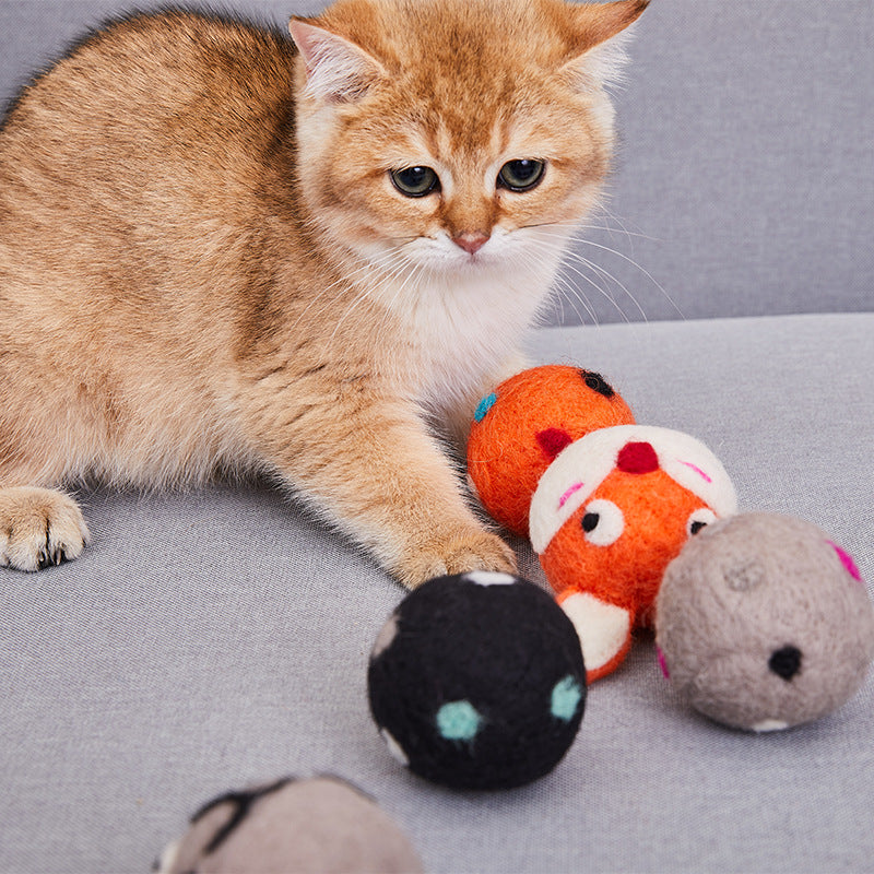Colorful Felt Cat Toy Ball with Bell Interactive Play