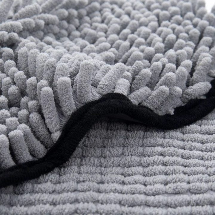 Quick-Dry Pet Bath Towel – Soft, Absorbent & Durable