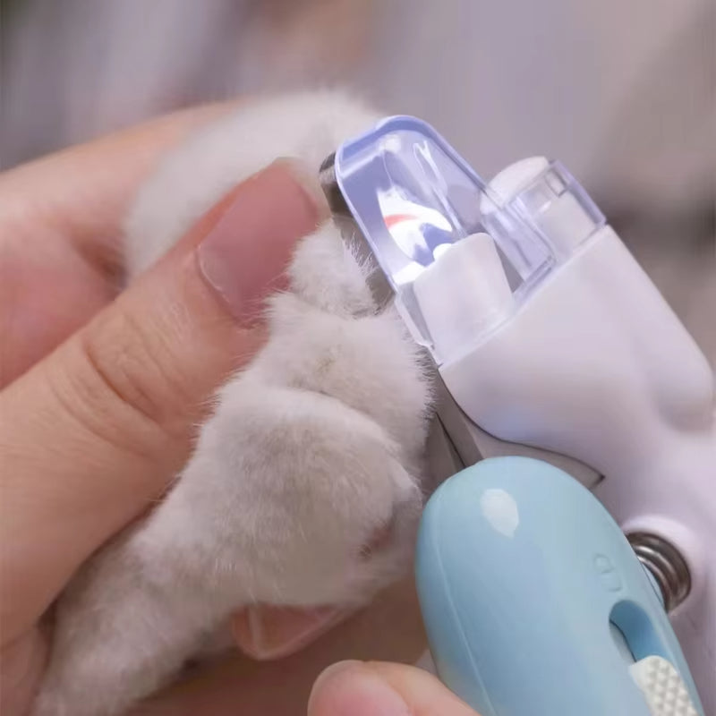 Professional Pet Nail Clippers – Dogs & Cats
