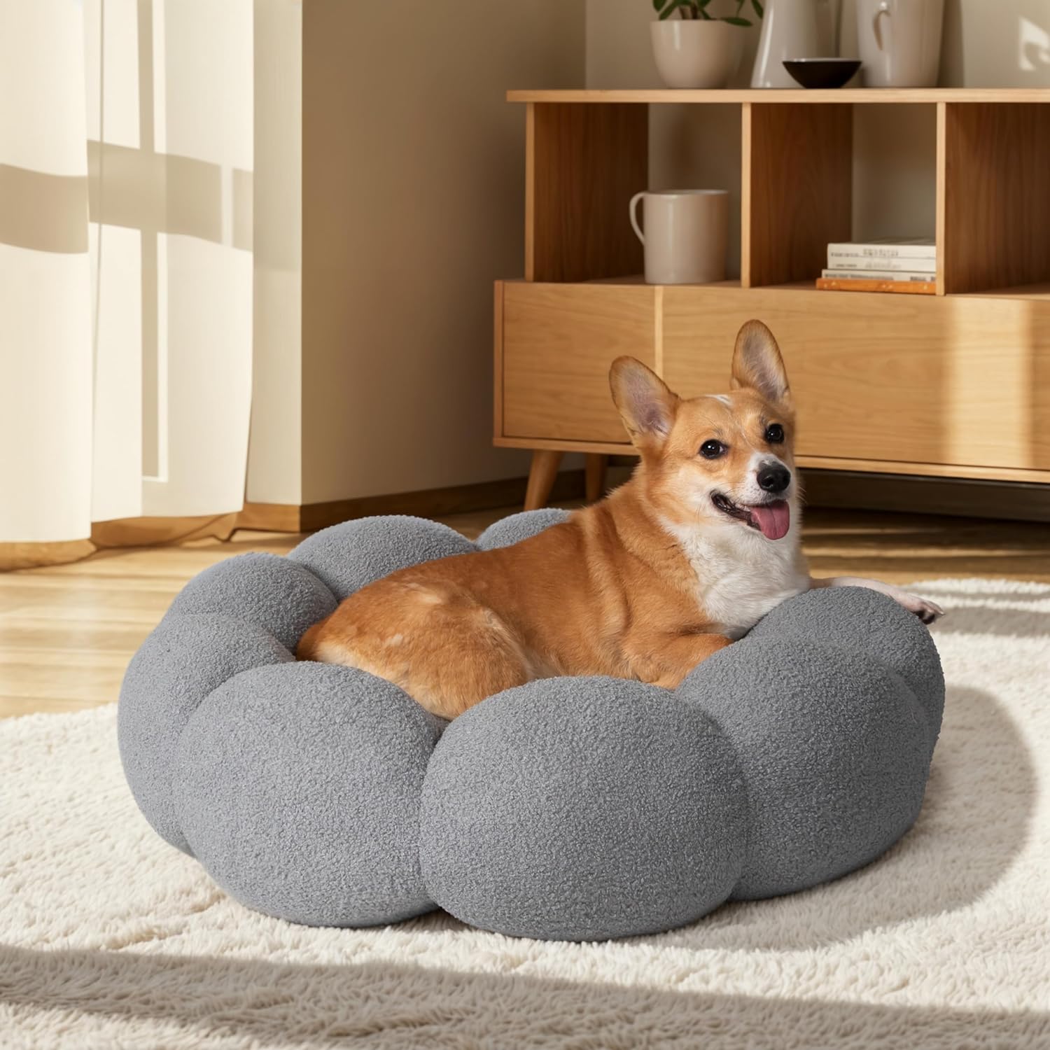 Calming Round Plush Pet Bed for Cats and Dogs