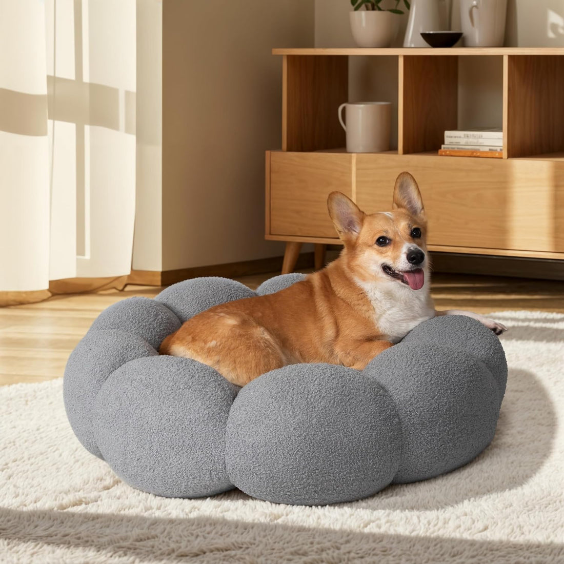 Calming Round Plush Pet Bed for Cats and Dogs