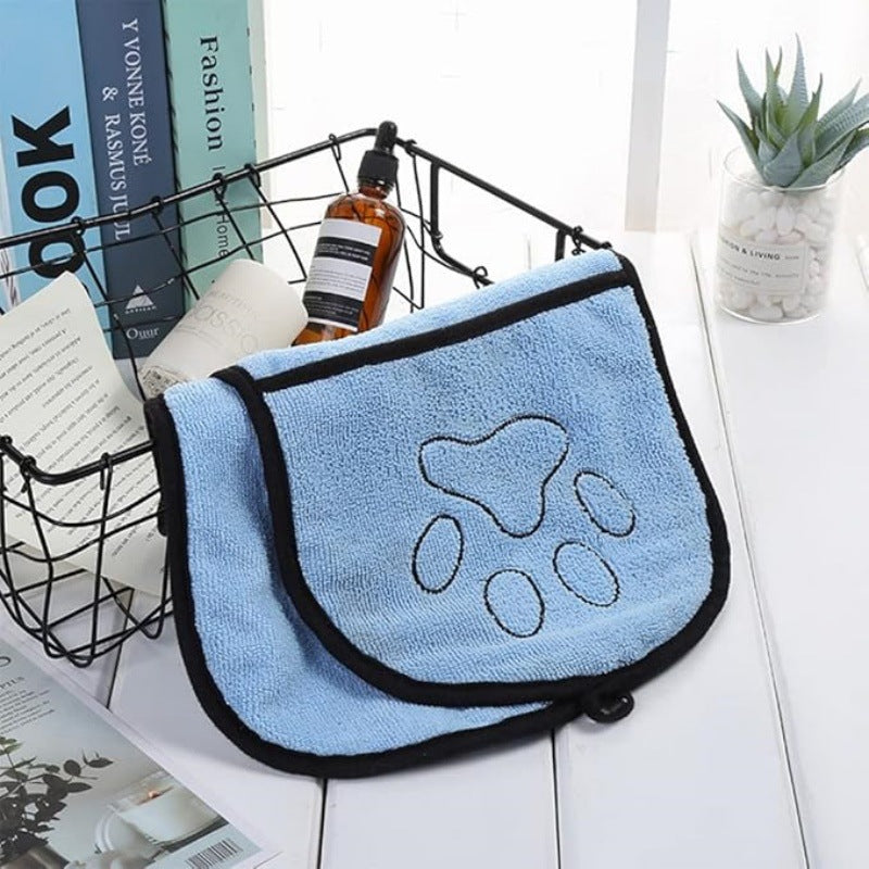 Quick-Absorb Pet Bath Towel – For Dogs & Cats