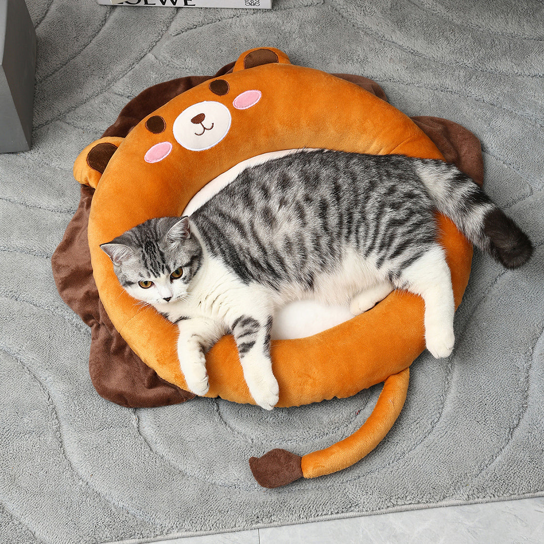 Soft Winter Cat Kennel Bed Warm & Cozy